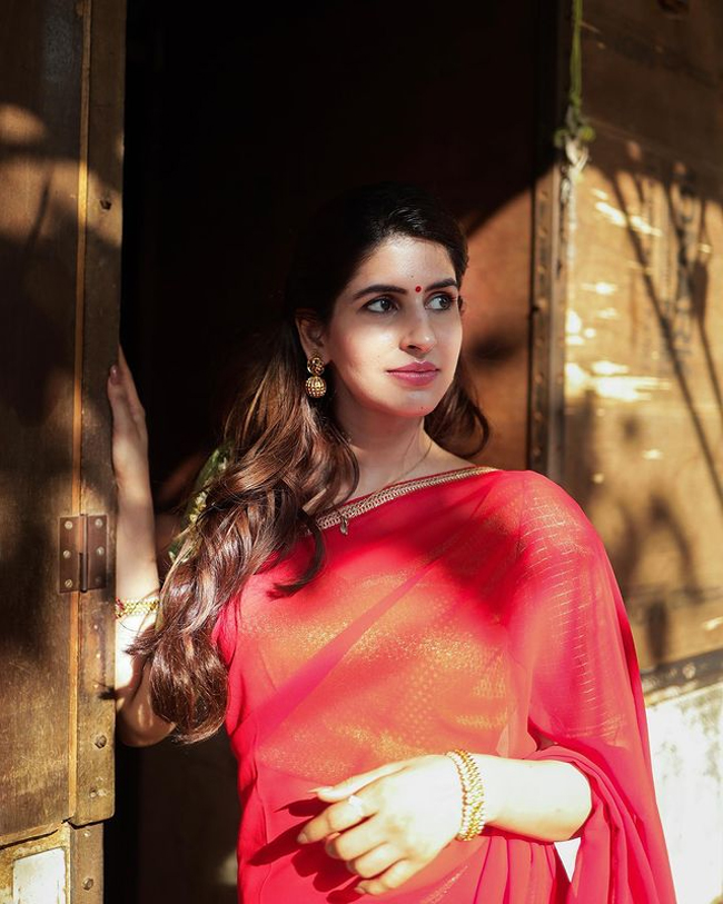 Staggering Looks Of Sakshi Malik In Ethnic Dress